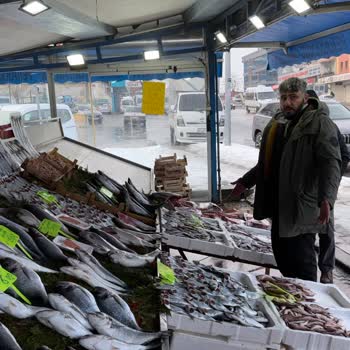 Uzun Bekleme Süresi Ve Saygısız Davranışla Karşılaştım