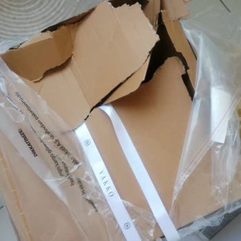 Yurtiçi Kargo Vakko Ürünlerinde Kargo Mahremiyeti Ve Hasar Sorunu