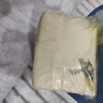 Küflü Kaşar Peyniri İle Sağlık Riski