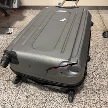 Valizim Kırık Teslim Edildi Ve Taleplerim Reddedildi