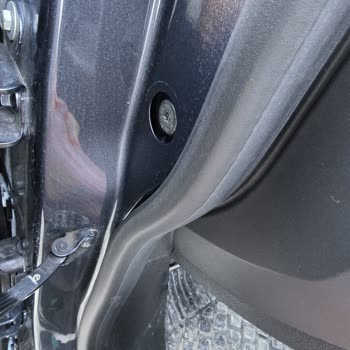 Renault Megane İçin Bulunamayan Plastik Parça Sorunu