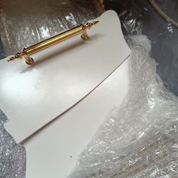 Kırık Gelen Tepsi Ve MNG Kargo'nun Çözüm Üretmeyen Yaklaşımı