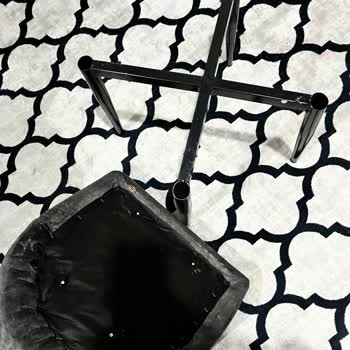 AVM'den Alınan Masa Takımı Sorunları Çözülmüyor