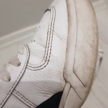 FLO Ve Puma'dan Beklenmedik Hayal Kırıklığı: Kalitesiz Ürün Ve Yetersiz Müşteri Hizmeti