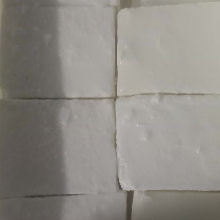 Şok Marketler Bozuk Peynir Krizi: Müşteri Hizmetleri Ve İade Sorunu