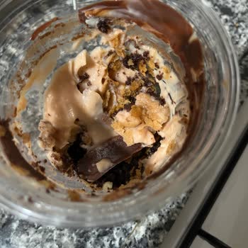 Euphoria Chocolate & Coffee Verdiğim Siparişin İçinden Kıl Çıktı