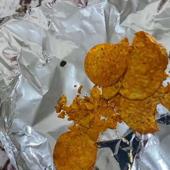 Cipsin İçinden Çıkan Siyah Cisim Şoku