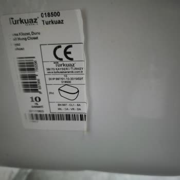 Turkuaz Duru Klozet Kapağı Menteşe Sorunu