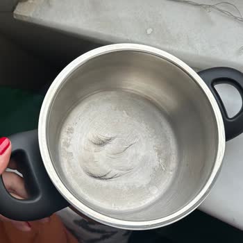 Çelik Tencere Setinde Hızlı Kararma Ve İlgisiz Müşteri Hizmeti