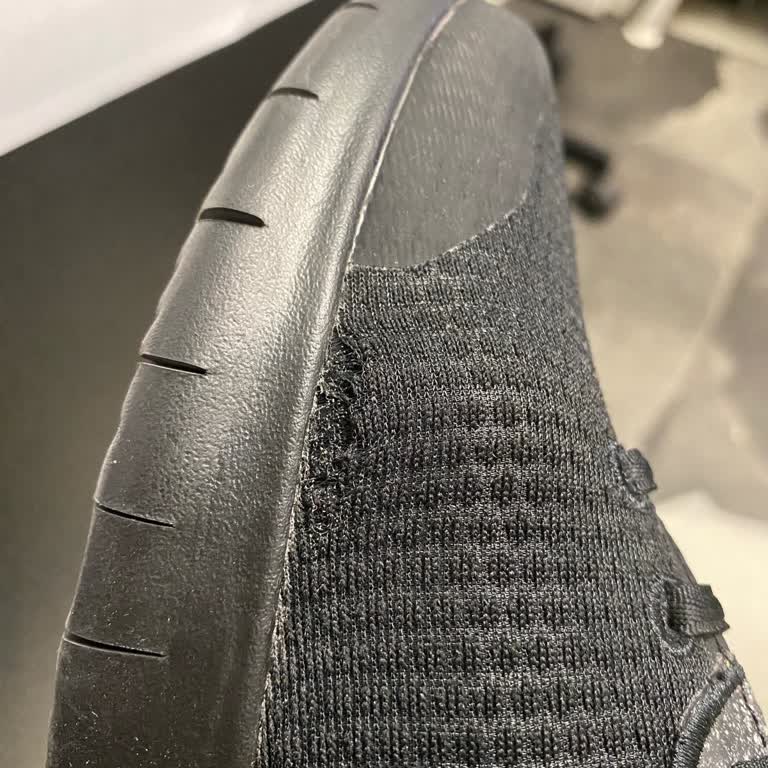 Nike Ayakkabısında Beklenmedik Kalite Sorunu Ve İade Süreci Hayal Kırıklığı