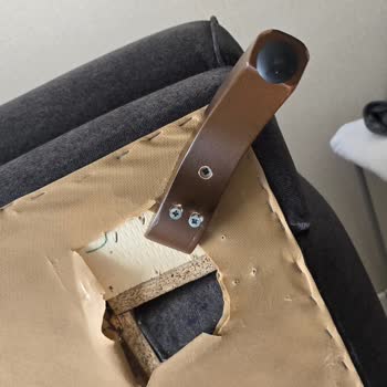 Kelebek Mobilya'dan Alınan Koltuk Ve TV Ünitesi Sorunları