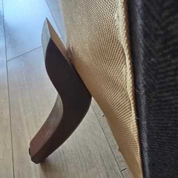 Kelebek Mobilya'dan Alınan Koltuk Ve TV Ünitesi Sorunları