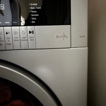 Arçelik Servisi Çözüm Üretmiyor, Çamaşırlar Makinede Kaldı