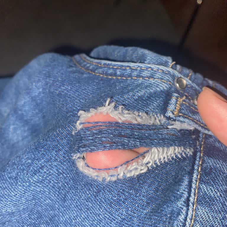 Mavi Pantolonun Hızlı Yıpranması