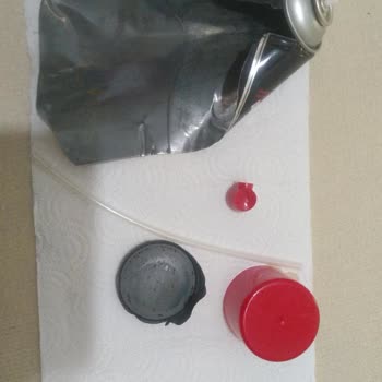 Patlayan Yangın Söndürme Spreyi İle Tehlikeli Anlar