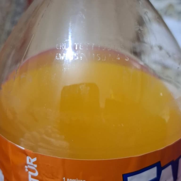 Şok Market'te Tarihi Geçmiş Ürün Satışı