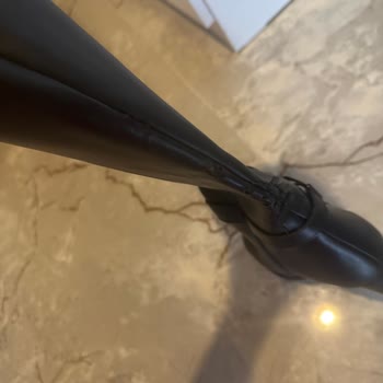 Gerçek Deri Çizmeler Pul Pul Dökülüyor!