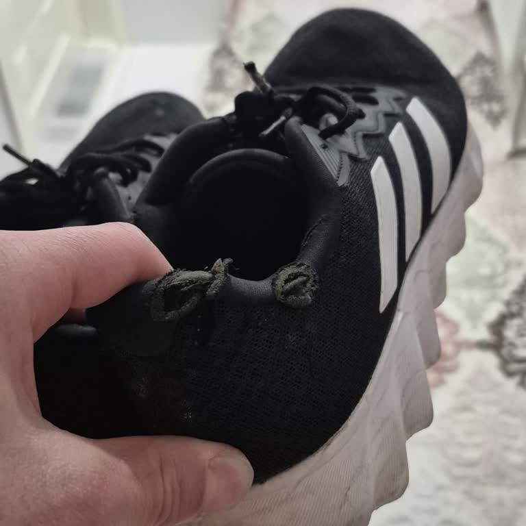 Adidas Ayakkabının Garanti Kapsamı Sorunu