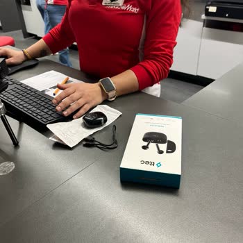Media Markt'ta Bozuk Kulaklık ve İlgisiz Hizmet