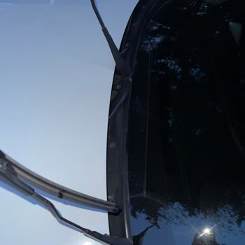 BMW 1.18i Araçlarda Tekrarlayan Cam Fitili Sorunu