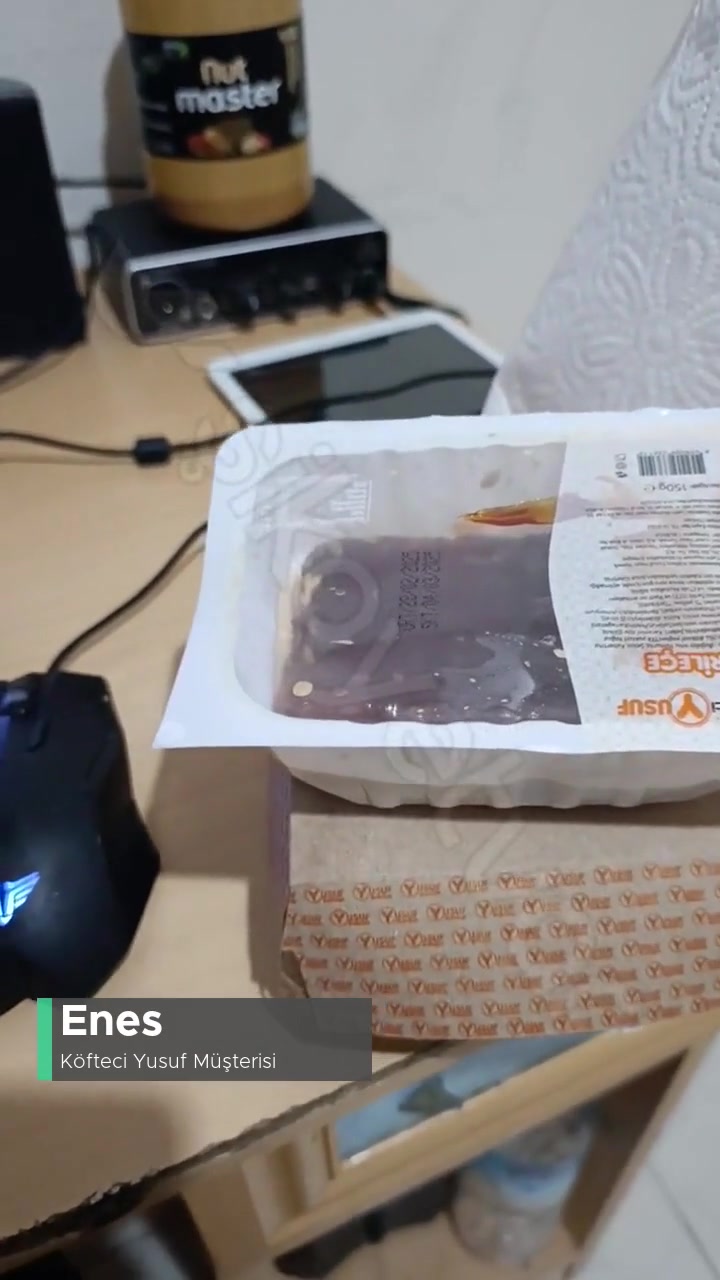 Böyle Kötü Bir Hizmeti Hiç Almasaydım Daha İyiydi Köfteci Yusuf videonun kapak resmi