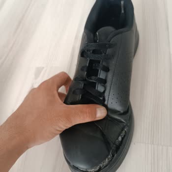 Garantili Adidas Ayakkabının Erken Yıpranma Sorunu