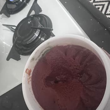 Küflü Salça Şoku: Her Gün İhtiyaç Duyduğum Ürün Hayal Kırıklığı Yarattı