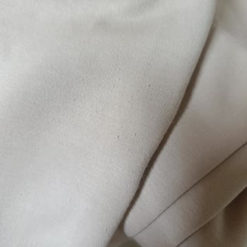 Eşofman Takımı Tüylenme Sorunu Ve Müşteri Hizmetleri İlgisizliği