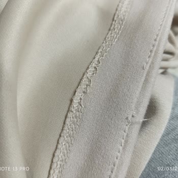 Eşofman Takımı Tüylenme Sorunu Ve Müşteri Hizmetleri İlgisizliği