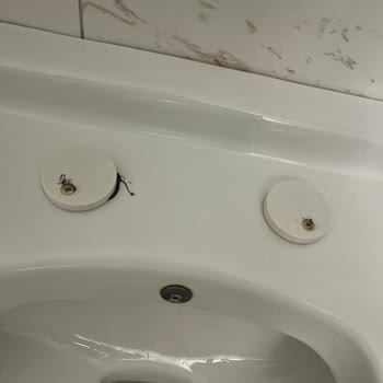 Bien Marka Klozet Kapağı Menteşesi Kırılması Ve Destek Beklentisi