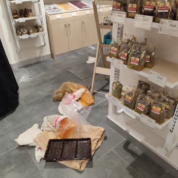 Makbul Mağazası'nda Temizlik Sorunu Ve Kötü Görüntü