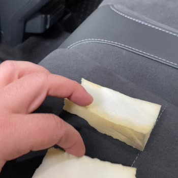 Aracın Tavanındaki Rahatsız Edici Ses Sorunu