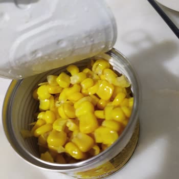 İlk İftarı Mahveden Kötü Kokulu Mısır Konservesi