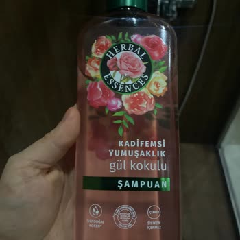 Sahte Şampuan Skandalı: Saçlarım Mahvoldu!