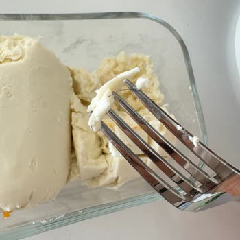 Migros'tan Alınan Peynirden Kıl Çıkması Şoku