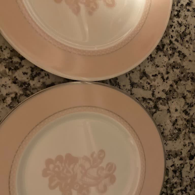 Bulaşık Deterjanı Yemek Takımımı Mahvetti