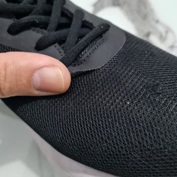 Hummel Ayakkabıda Kalite Sorunu Ve İade Talebi