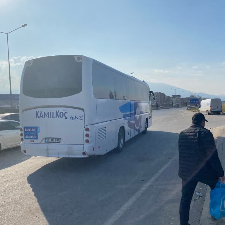 Otogar İnişi Yerine Yol Kenarında İndirildim