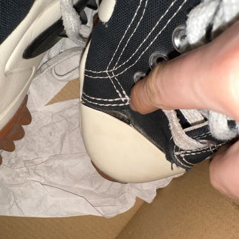 Converse Ayakkabıda Açılma Ve Garanti Sorunu