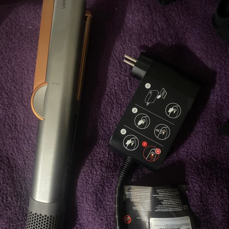 Dyson Airstrait: Yüksek Fiyat, Eksik Aksesuar