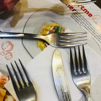 Baydöner'de Hijyen Ve Hizmet Kalitesi Düşüşü: Mide Bulandıran Deneyim