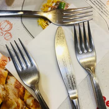 Baydöner'de Hijyen Ve Hizmet Kalitesi Düşüşü: Mide Bulandıran Deneyim