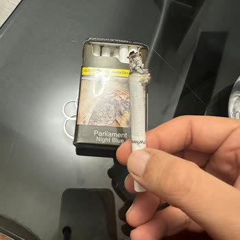 Sigara Paketlerinden Çıkan Bilinmeyen Cisimler