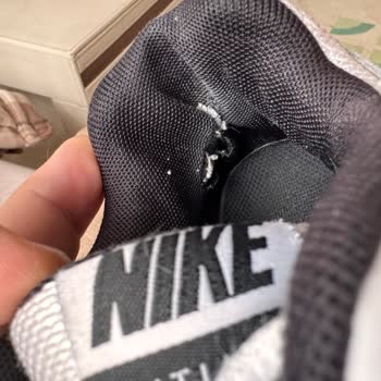 Nike Ayakkabıda Üretim Hatası: Müşteri Memnuniyeti Beklentisi
