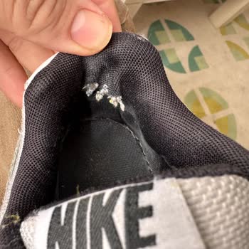 Nike Ayakkabıda Üretim Hatası: Müşteri Memnuniyeti Beklentisi