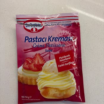 Dr. Oetker Pudding Drahtstück im Produkt entdeckt, gefährlich für Kinder