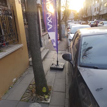 Sokakların Şahsi Otoparka Dönüşmesi