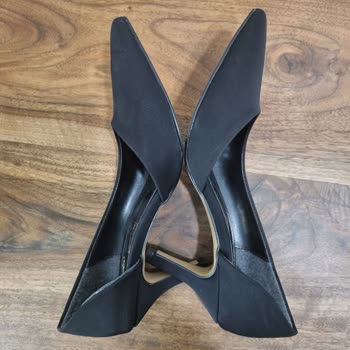 Bambi Ayakkabıda Kalitesiz Ürün Ve Yetersiz Hizmet