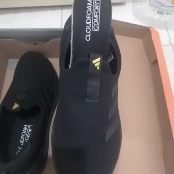 Adidas Ayakkabının Tabanı Çıktı FLO'dan Olumsuz Dönüş Aldım