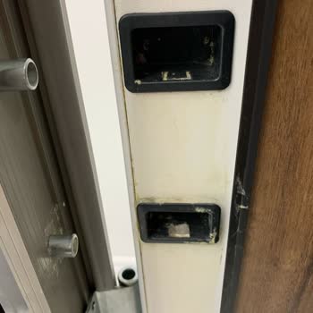 Elfin Çelik Kapı Sözünde Durmadı